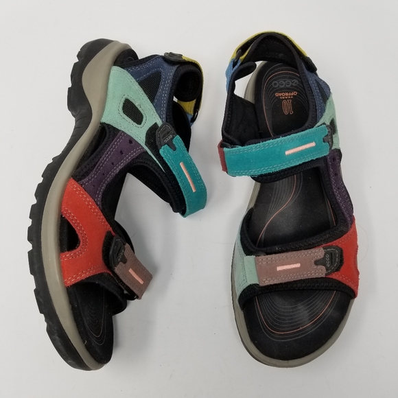 cole haan black sandals